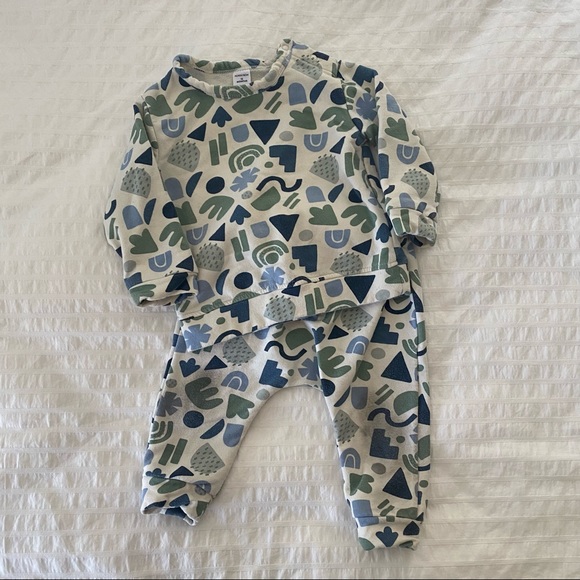 Print Nordstrom Baby Top and Pants set - Picture 1 of 4